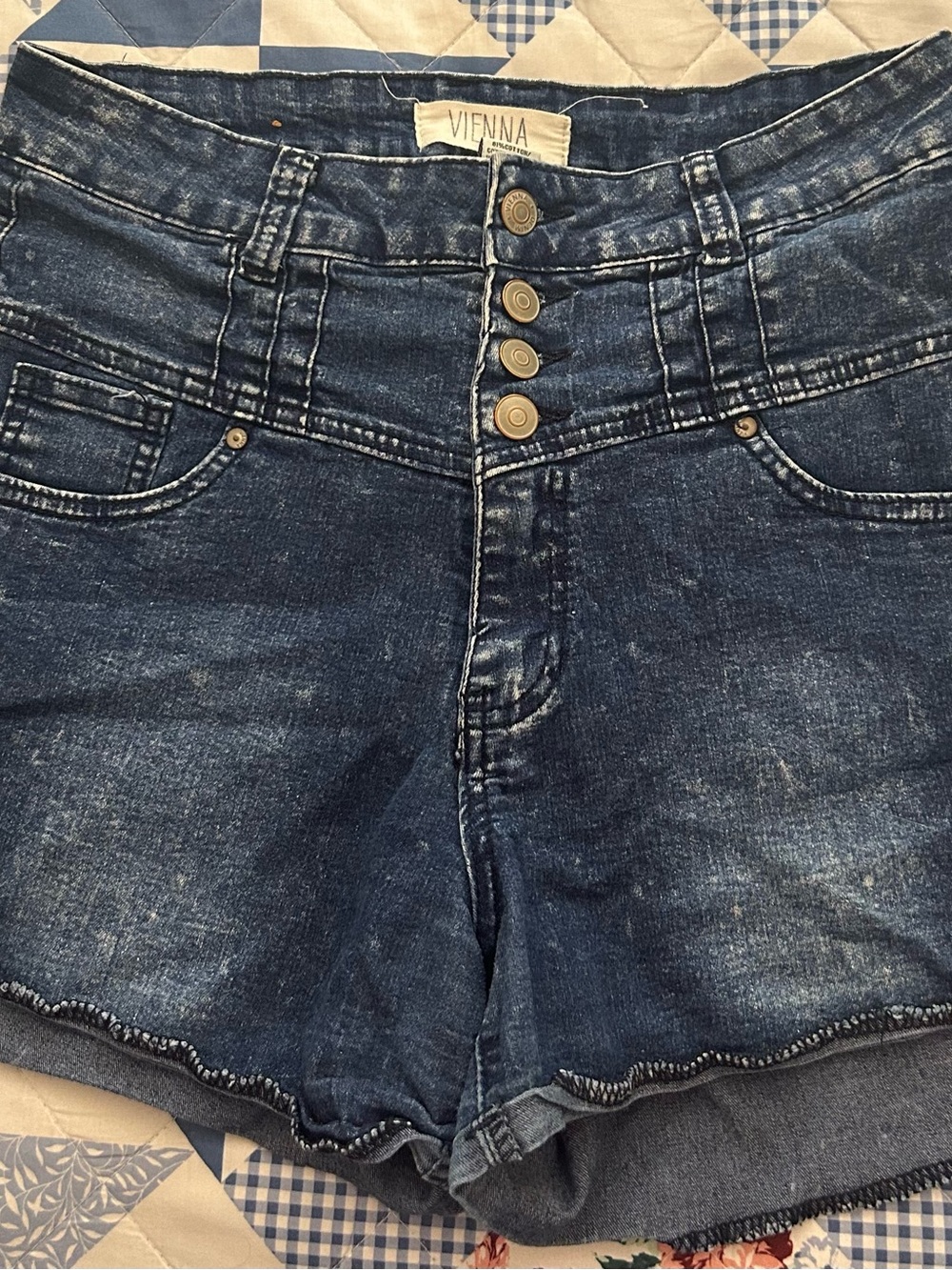 Juniors Mid-Rise Washed Blue Denim Shorts